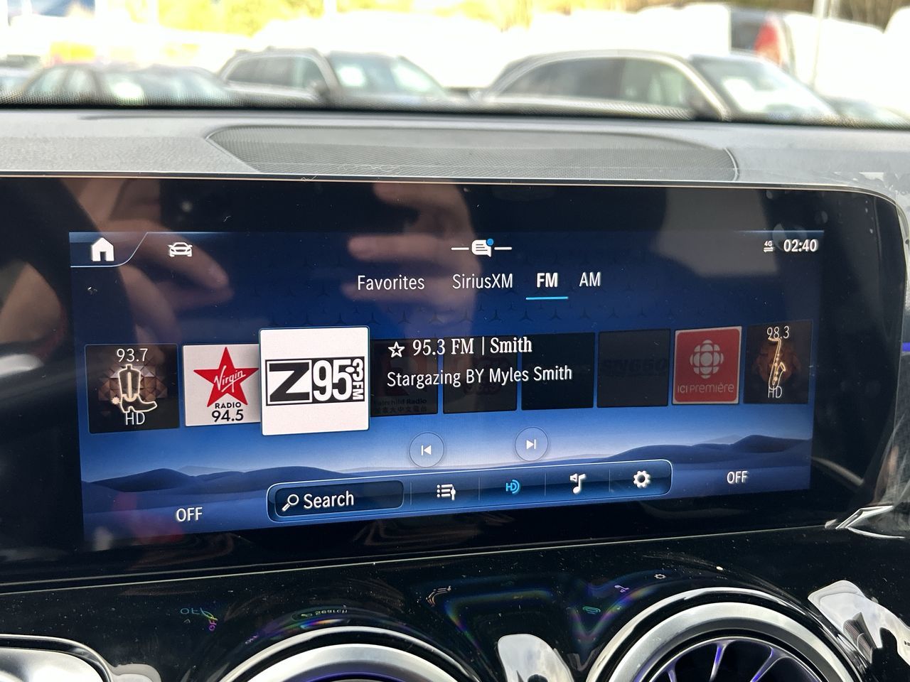 2025 Mercedes-Benz GLB250