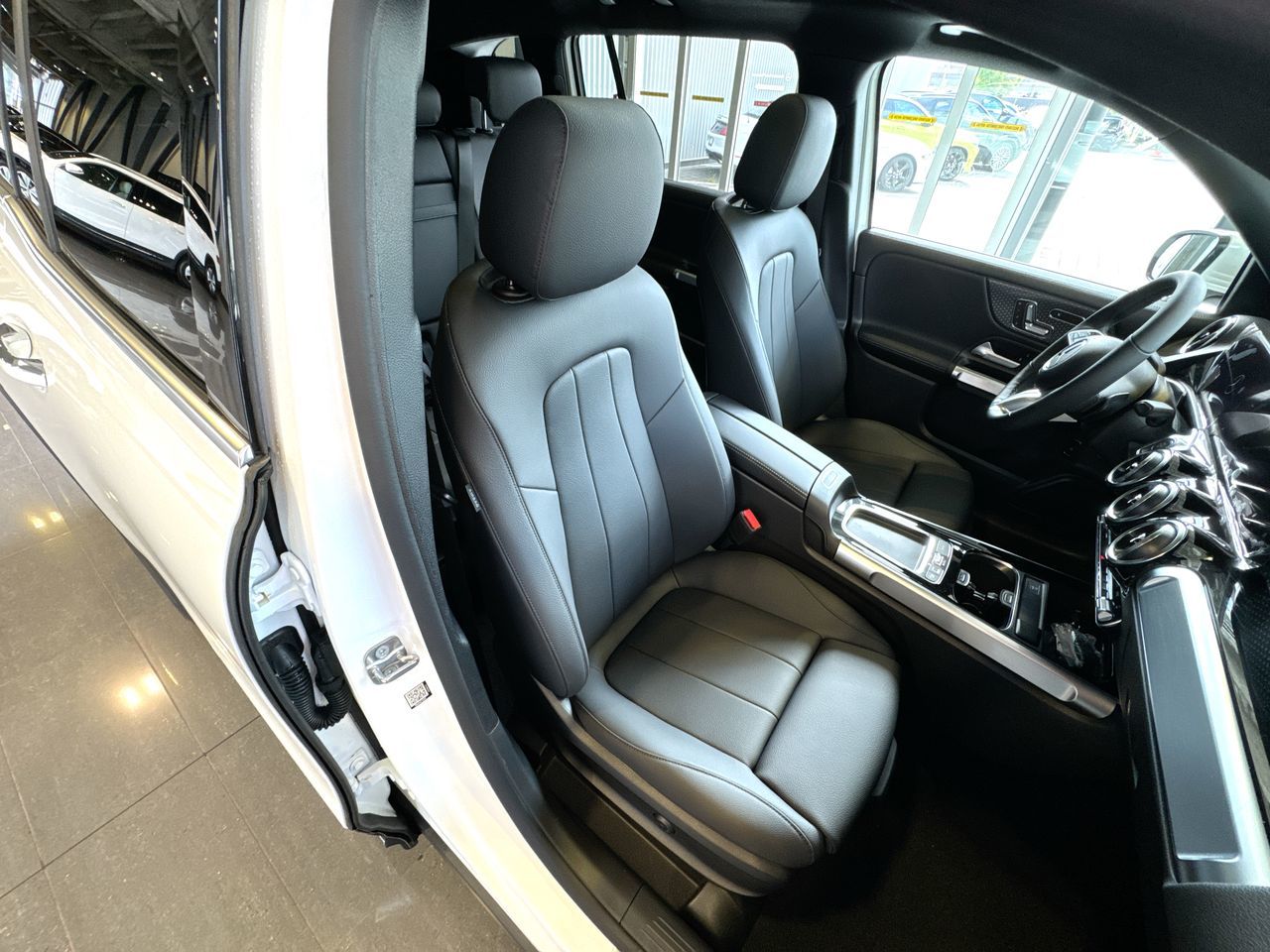 2026 Mercedes-Benz GLB