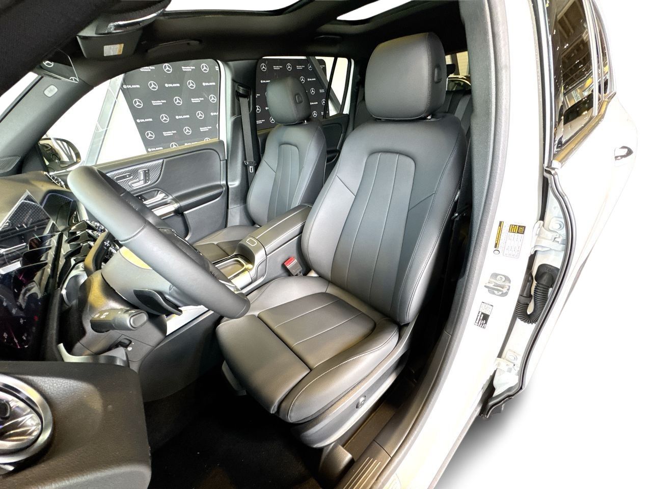 2026 Mercedes-Benz GLB