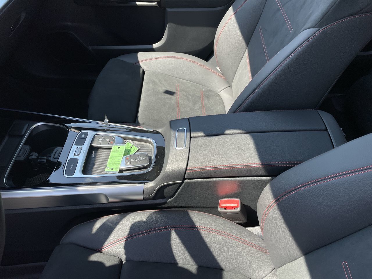 2026 Mercedes-Benz GLB
