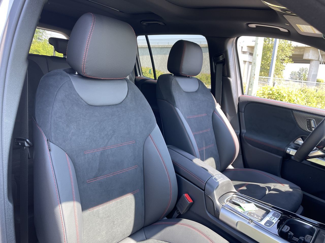 2026 Mercedes-Benz GLB