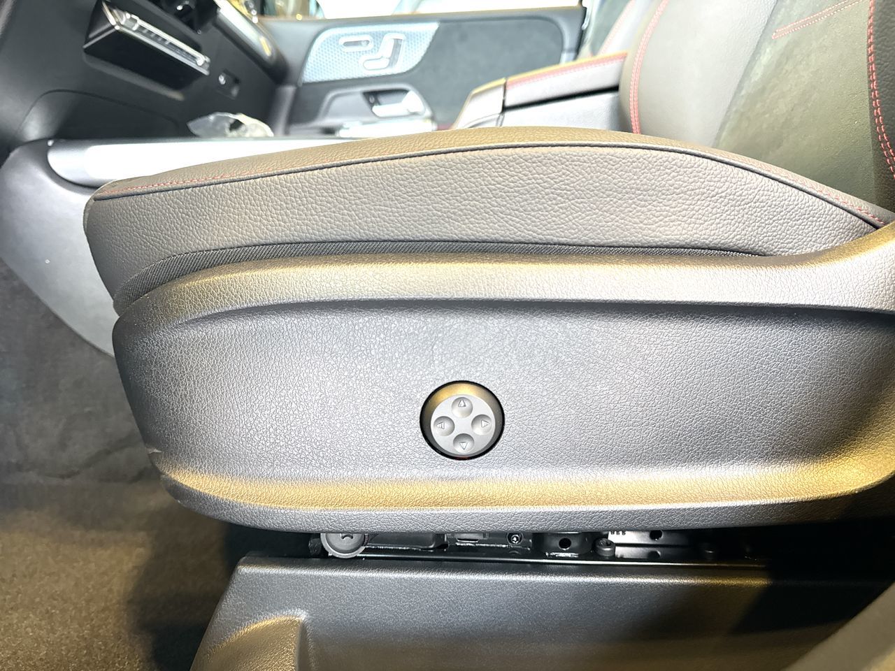 Mercedes-Benz GLB  2026 à Vancouver, Colombie-Britannique