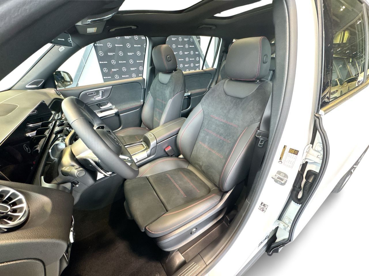 2025 Mercedes-Benz GLB