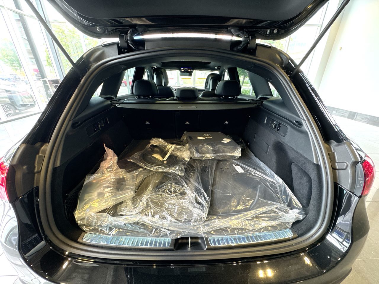 2025 Mercedes-Benz GLC Plug-in Hybrid in Vancouver, British Columbia
