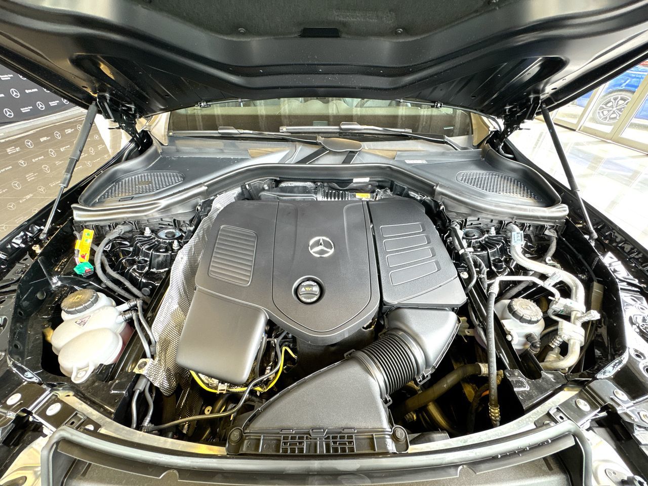 2025 Mercedes-Benz GLC Plug-in Hybrid in Vancouver, British Columbia
