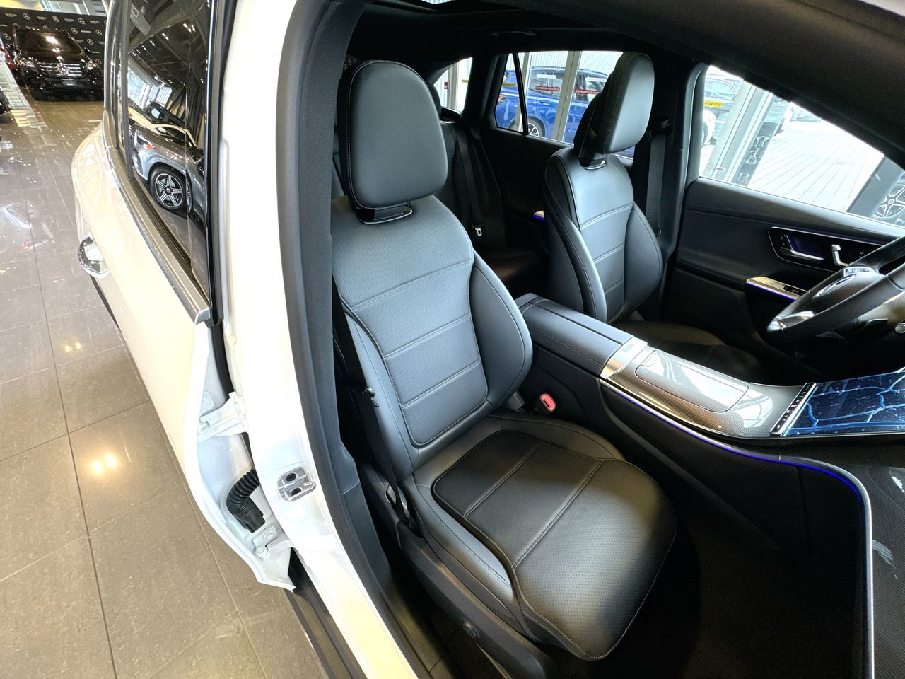2025 Mercedes-Benz GLC Plug-in Hybrid in Vancouver, British Columbia