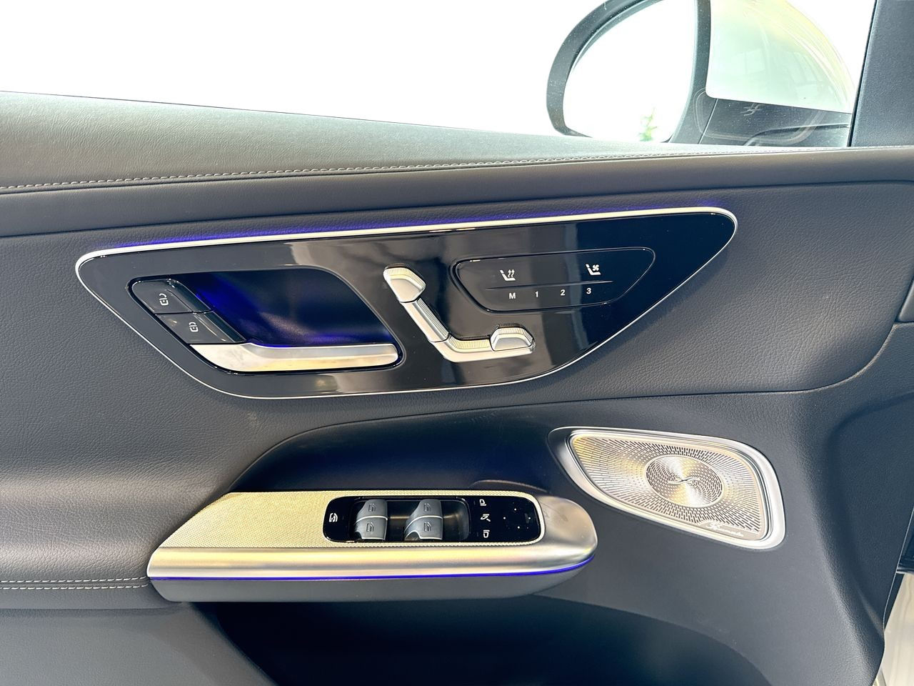 2025 Mercedes-Benz GLC Plug-in Hybrid in Vancouver, British Columbia