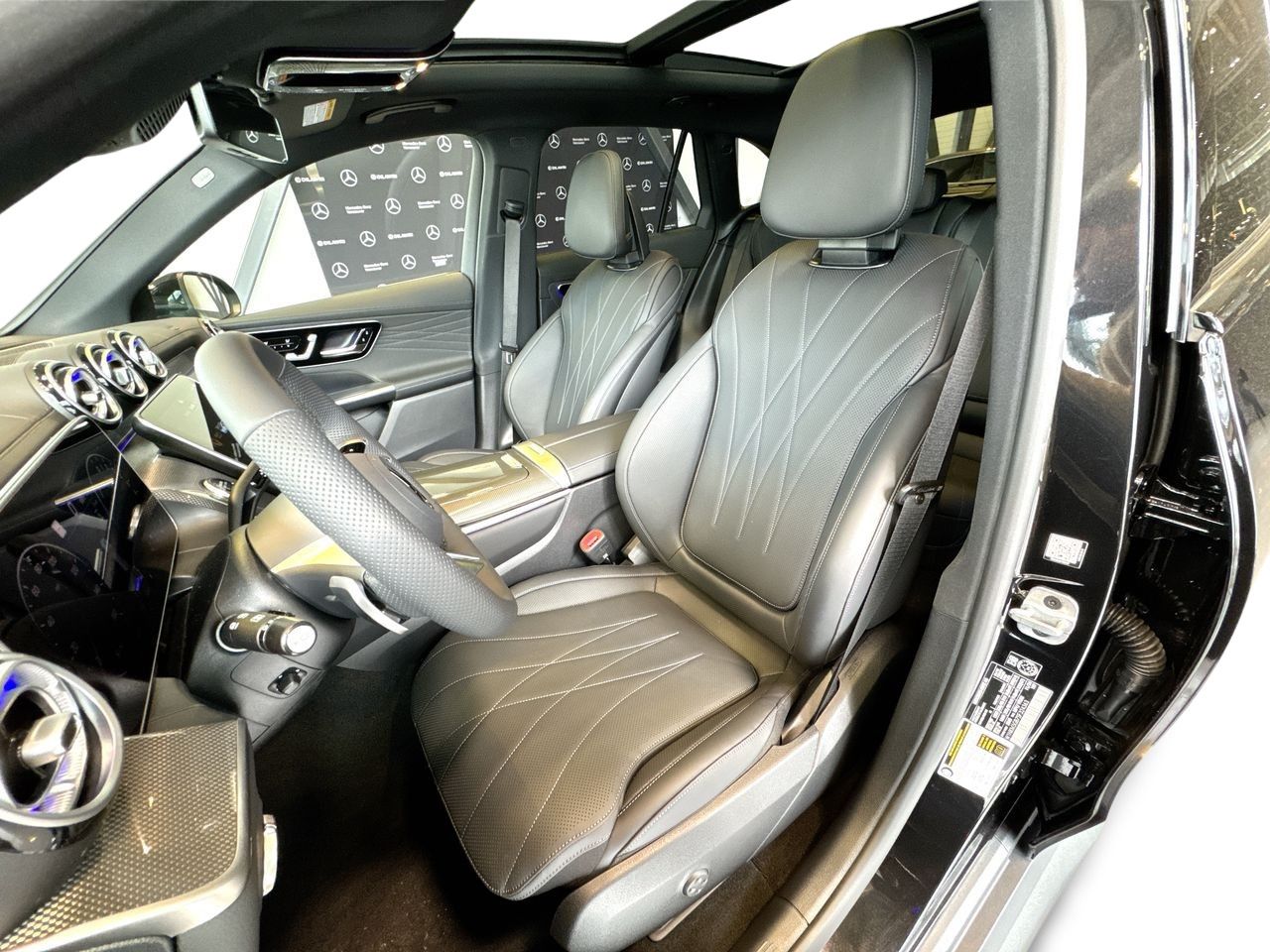 2025 Mercedes-Benz GLC Plug-in Hybrid in Vancouver, British Columbia