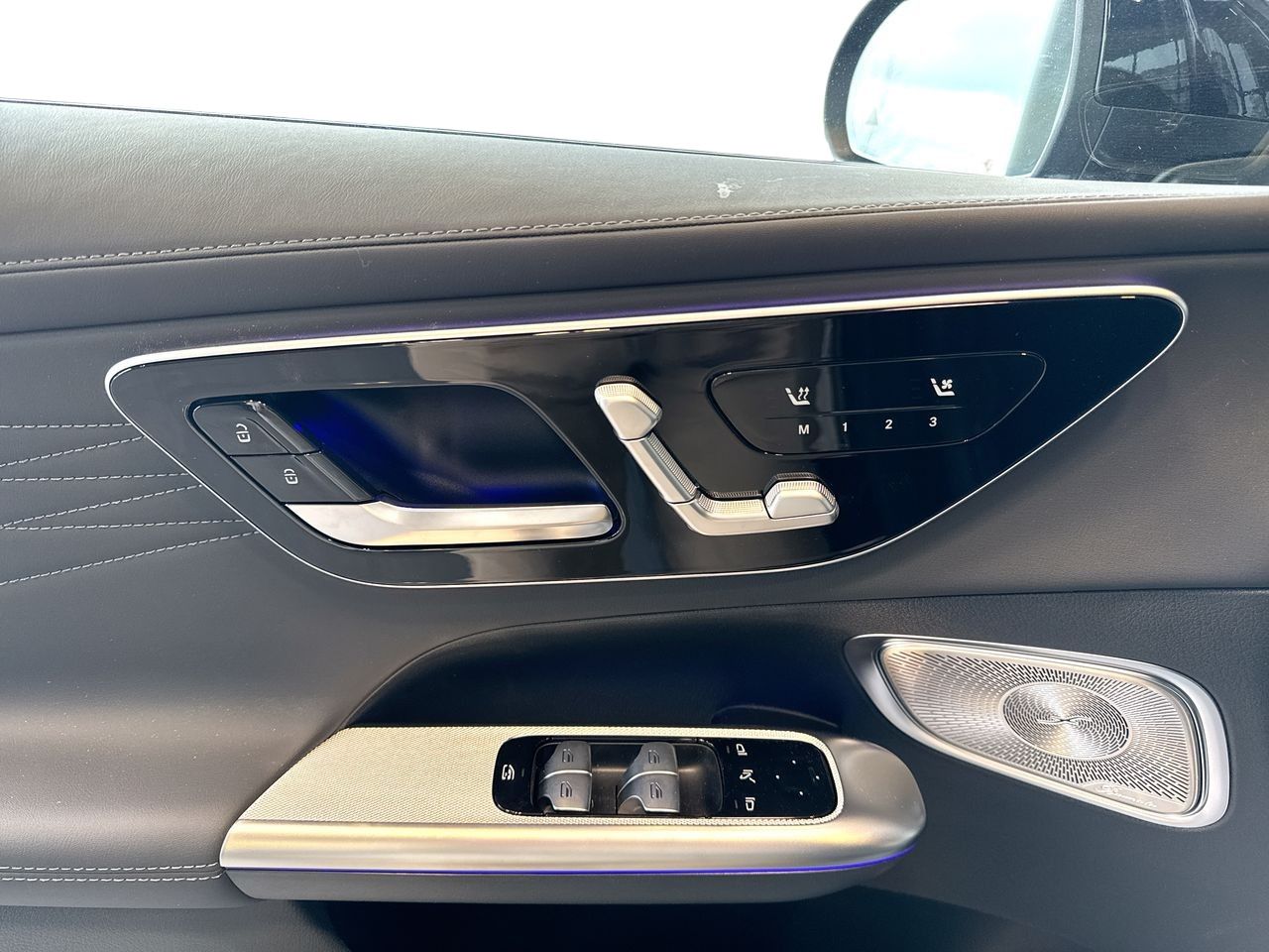 2025 Mercedes-Benz GLC Plug-in Hybrid in Vancouver, British Columbia