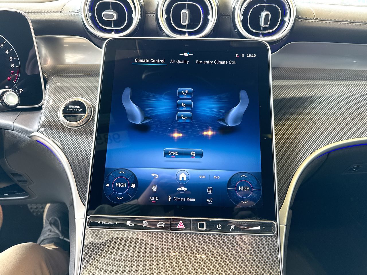 2025 Mercedes-Benz GLC Plug-in Hybrid in Vancouver, British Columbia