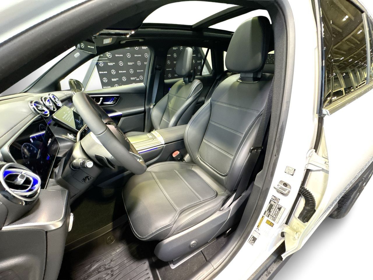 2026 Mercedes-Benz GLC Plug-in Hybrid in Vancouver, British Columbia