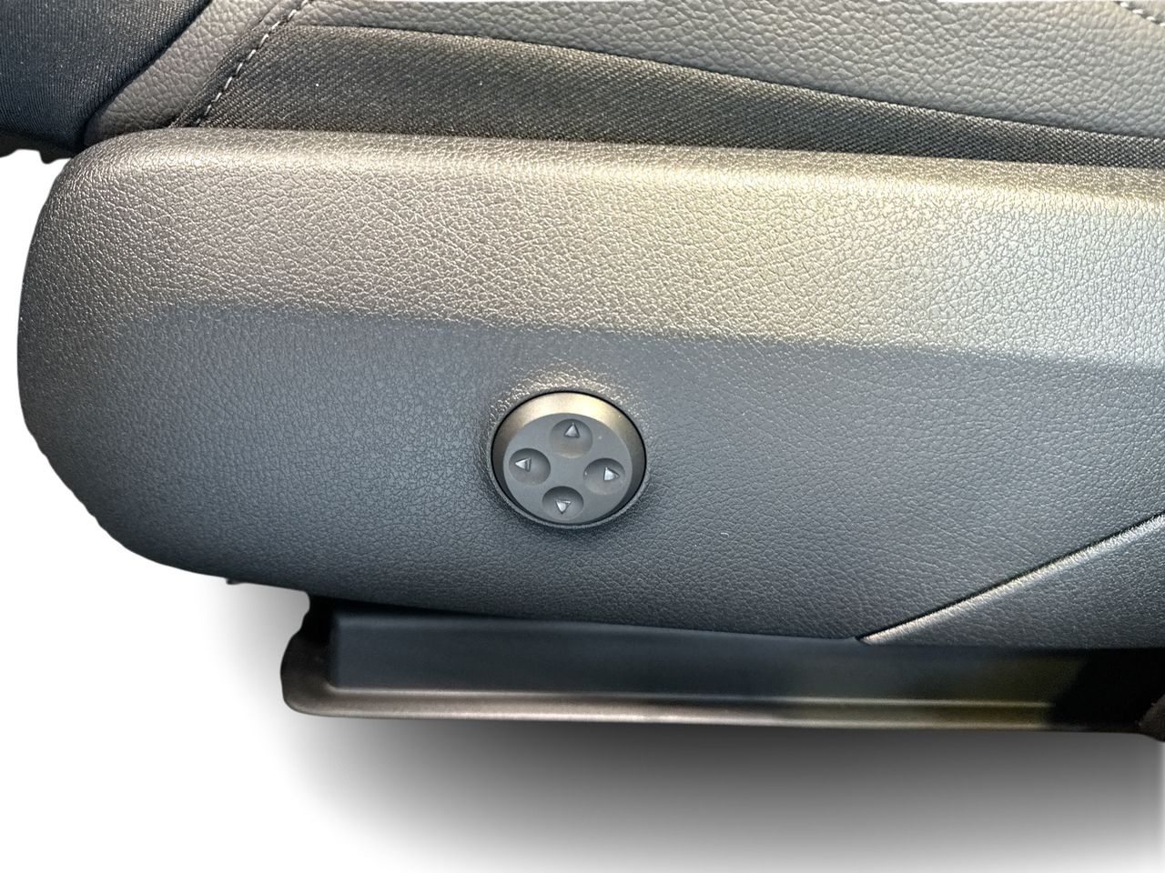 2026 Mercedes-Benz GLC Plug-in Hybrid in Vancouver, British Columbia