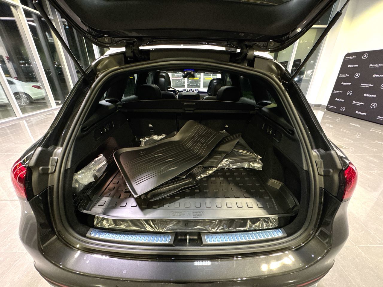 2026 Mercedes-Benz GLC Plug-in Hybrid in Vancouver, British Columbia