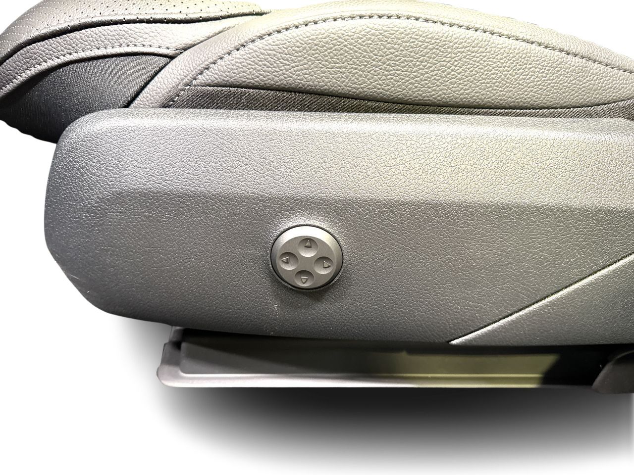 2026 Mercedes-Benz GLC Plug-in Hybrid in Vancouver, British Columbia