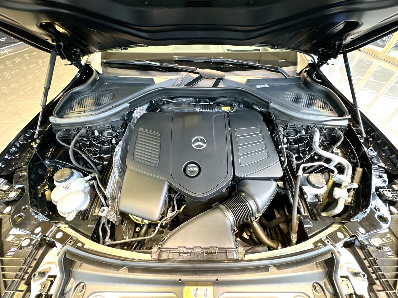 2025 Mercedes-Benz GLC in Vancouver, British Columbia