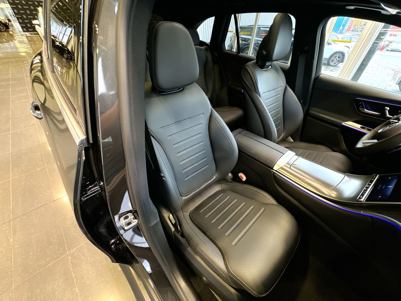 Mercedes-Benz GLC  2025 à Vancouver, Colombie-Britannique