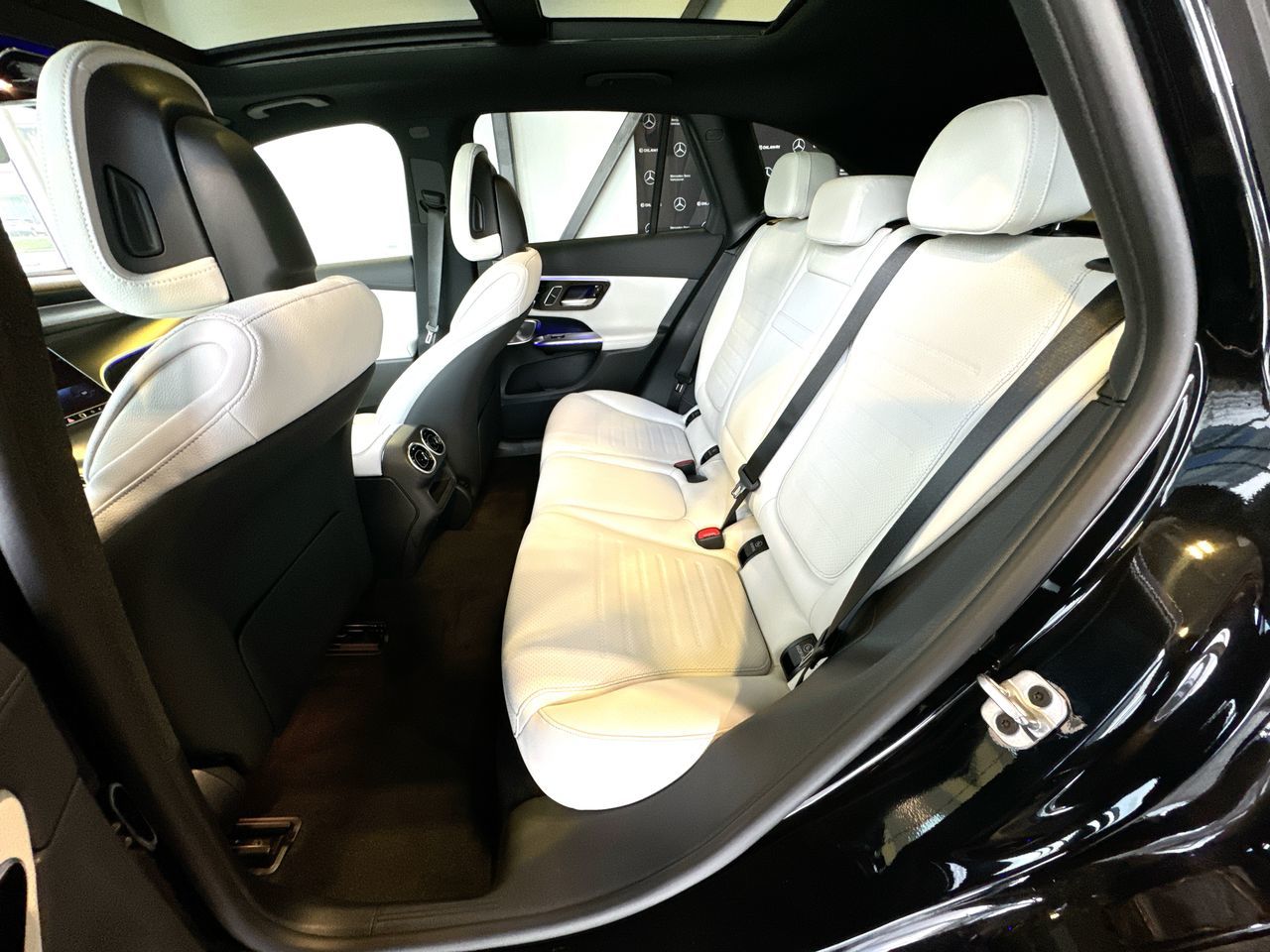 2025 Mercedes-Benz GLC in Vancouver, British Columbia