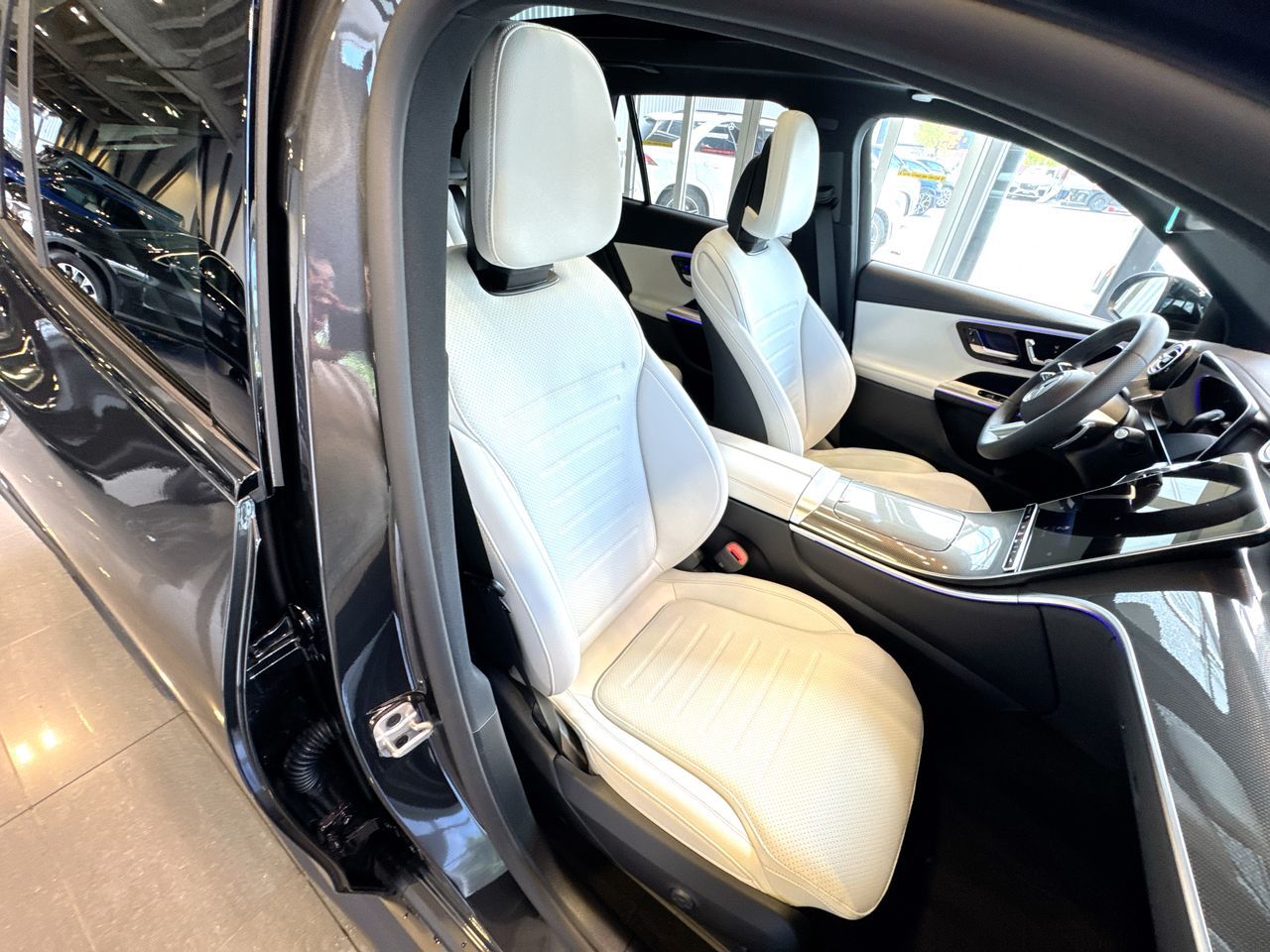 2025 Mercedes-Benz GLC in Vancouver, British Columbia
