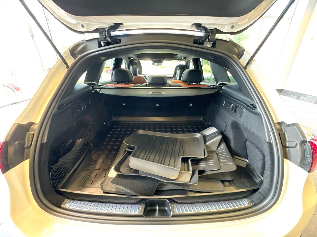 2025 Mercedes-Benz GLC in Vancouver, British Columbia