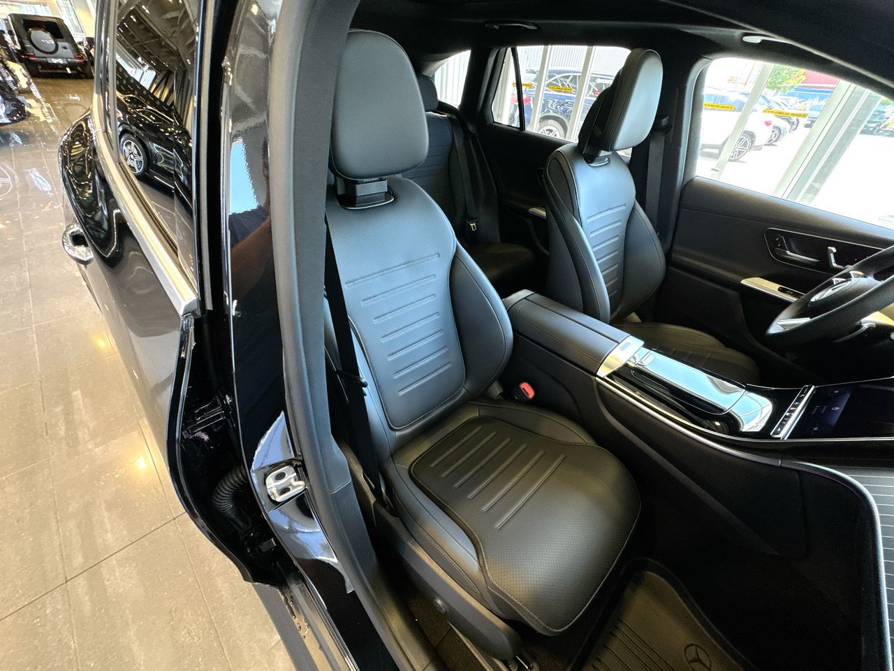 2025 Mercedes-Benz GLC in Vancouver, British Columbia