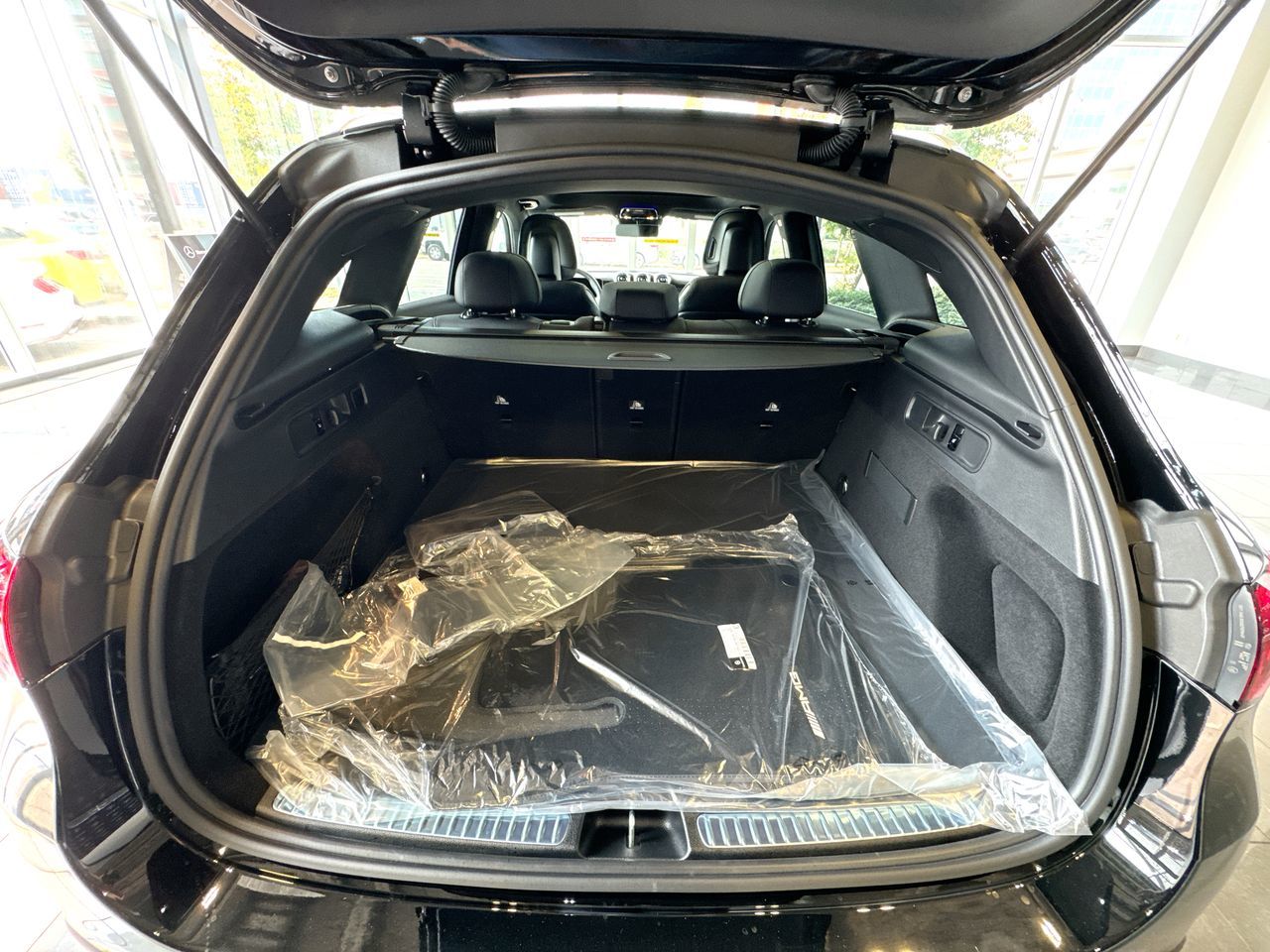 2026 Mercedes-Benz GLC in Vancouver, British Columbia