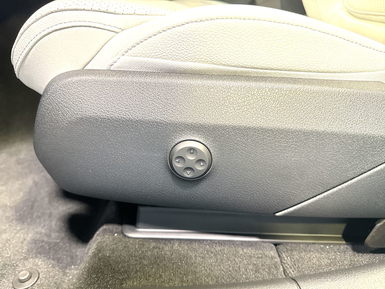 2026 Mercedes-Benz GLC in Vancouver, British Columbia