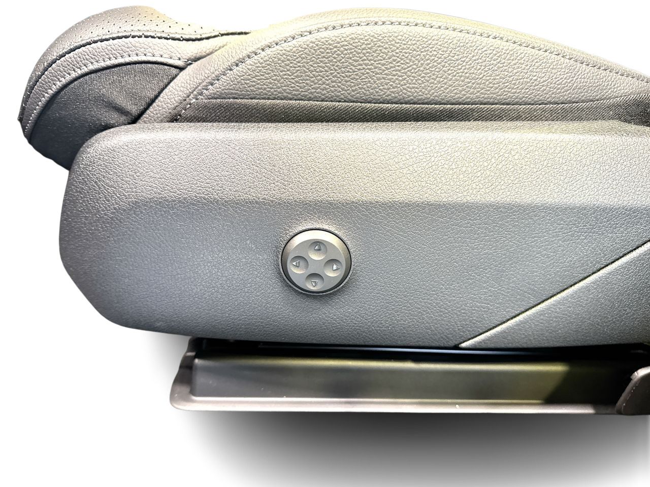 2026 Mercedes-Benz GLC in Vancouver, British Columbia