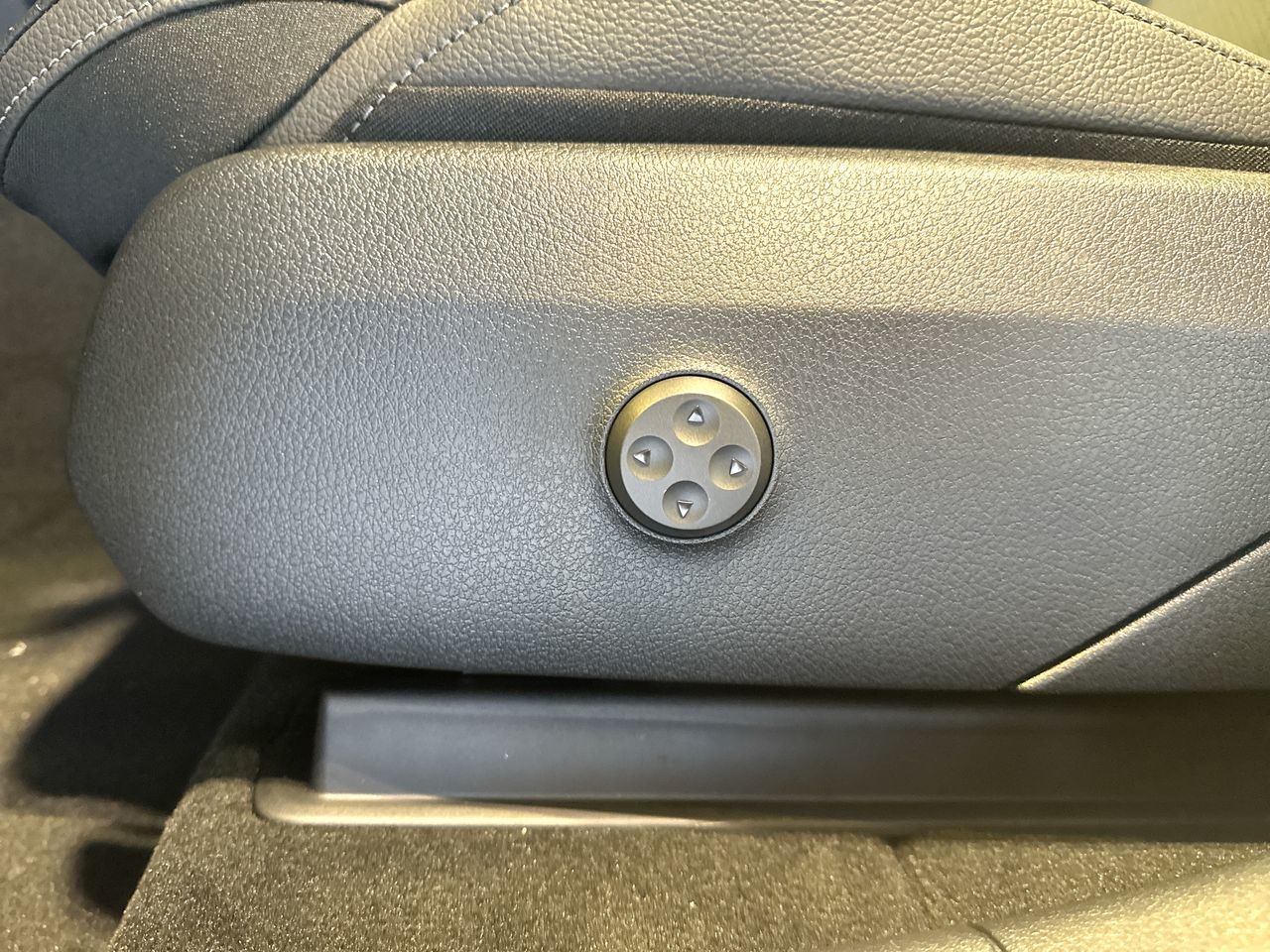 2026 Mercedes-Benz GLC in Vancouver, British Columbia