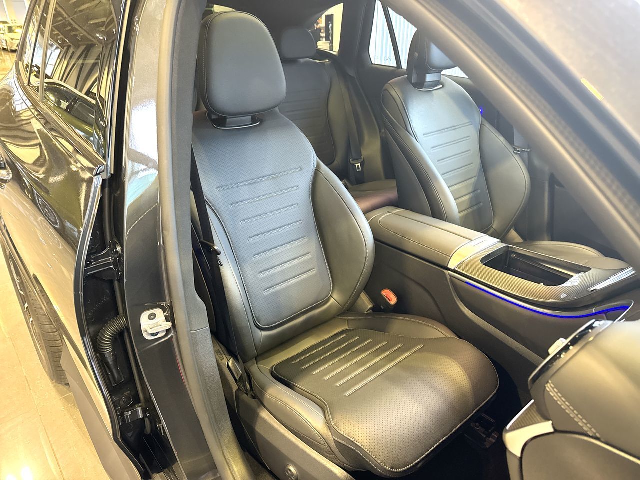 Mercedes-Benz GLC  2026 à Vancouver, Colombie-Britannique