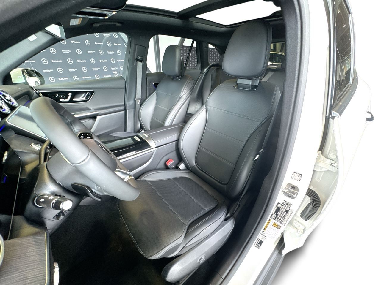 Mercedes-Benz GLC  2026 à Vancouver, Colombie-Britannique