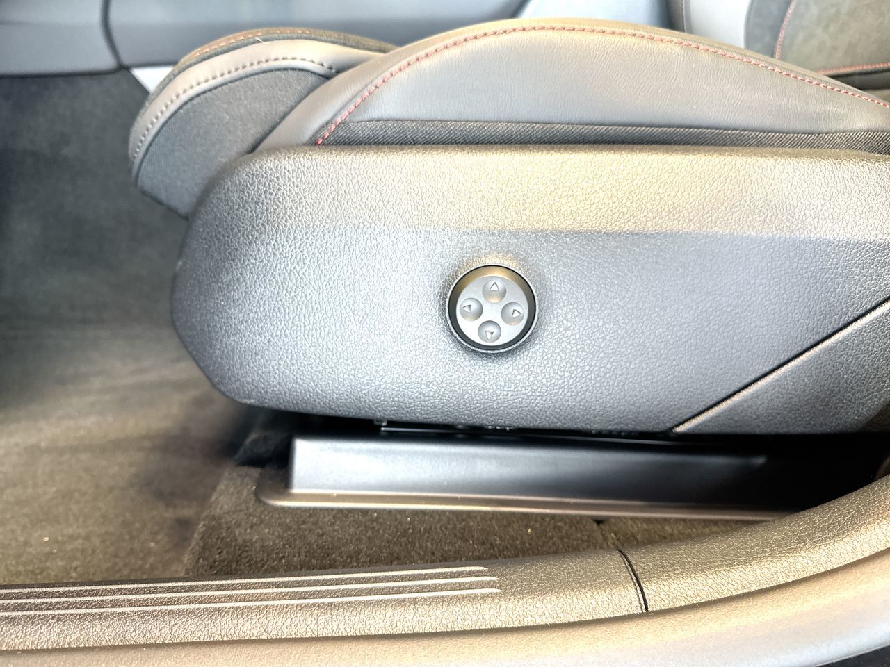 2026 Mercedes-Benz GLC in Vancouver, British Columbia