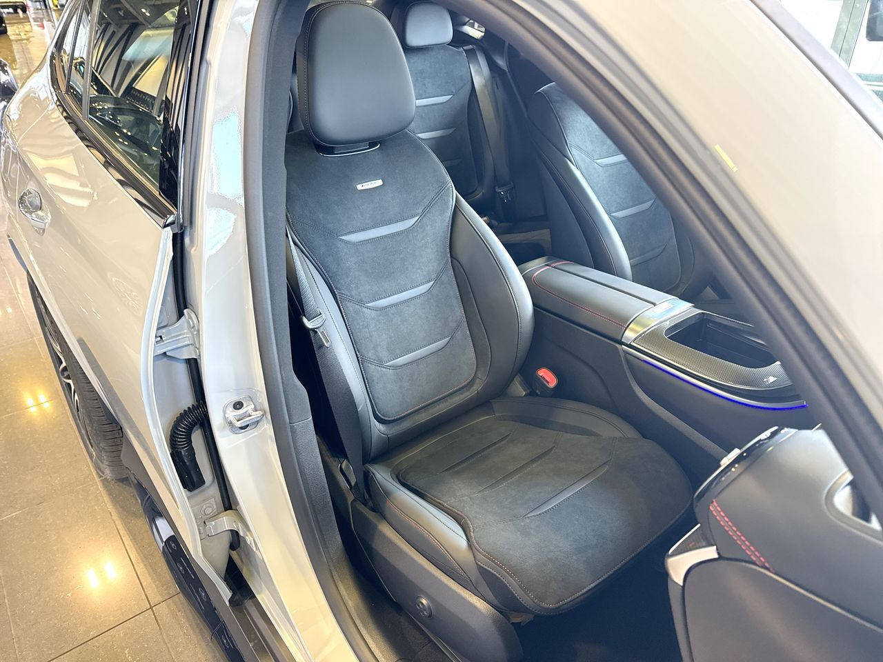 2026 Mercedes-Benz GLC in Vancouver, British Columbia