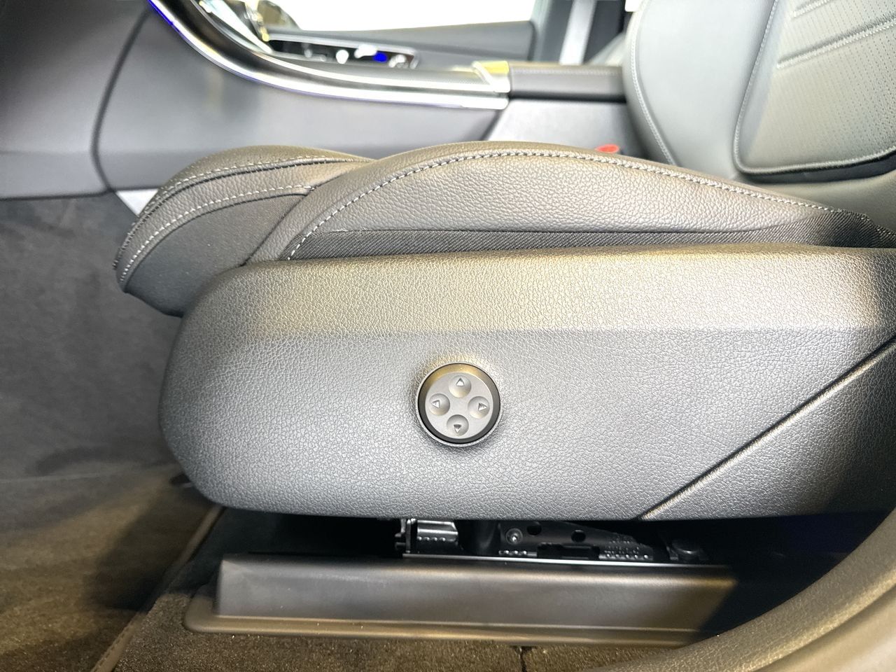 2026 Mercedes-Benz GLC in Vancouver, British Columbia