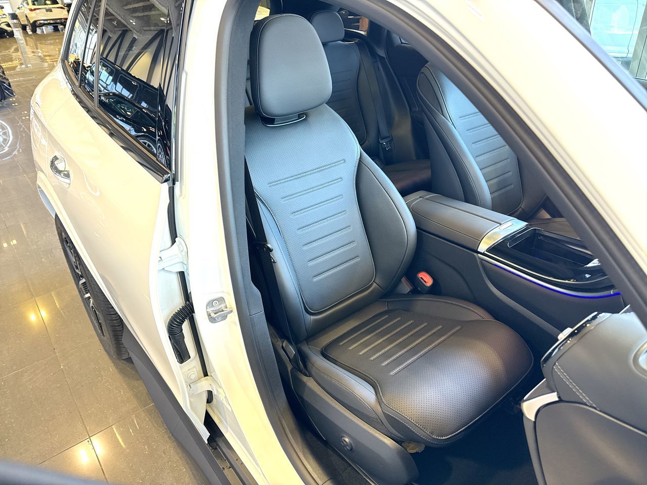 Mercedes-Benz GLC  2026 à Vancouver, Colombie-Britannique