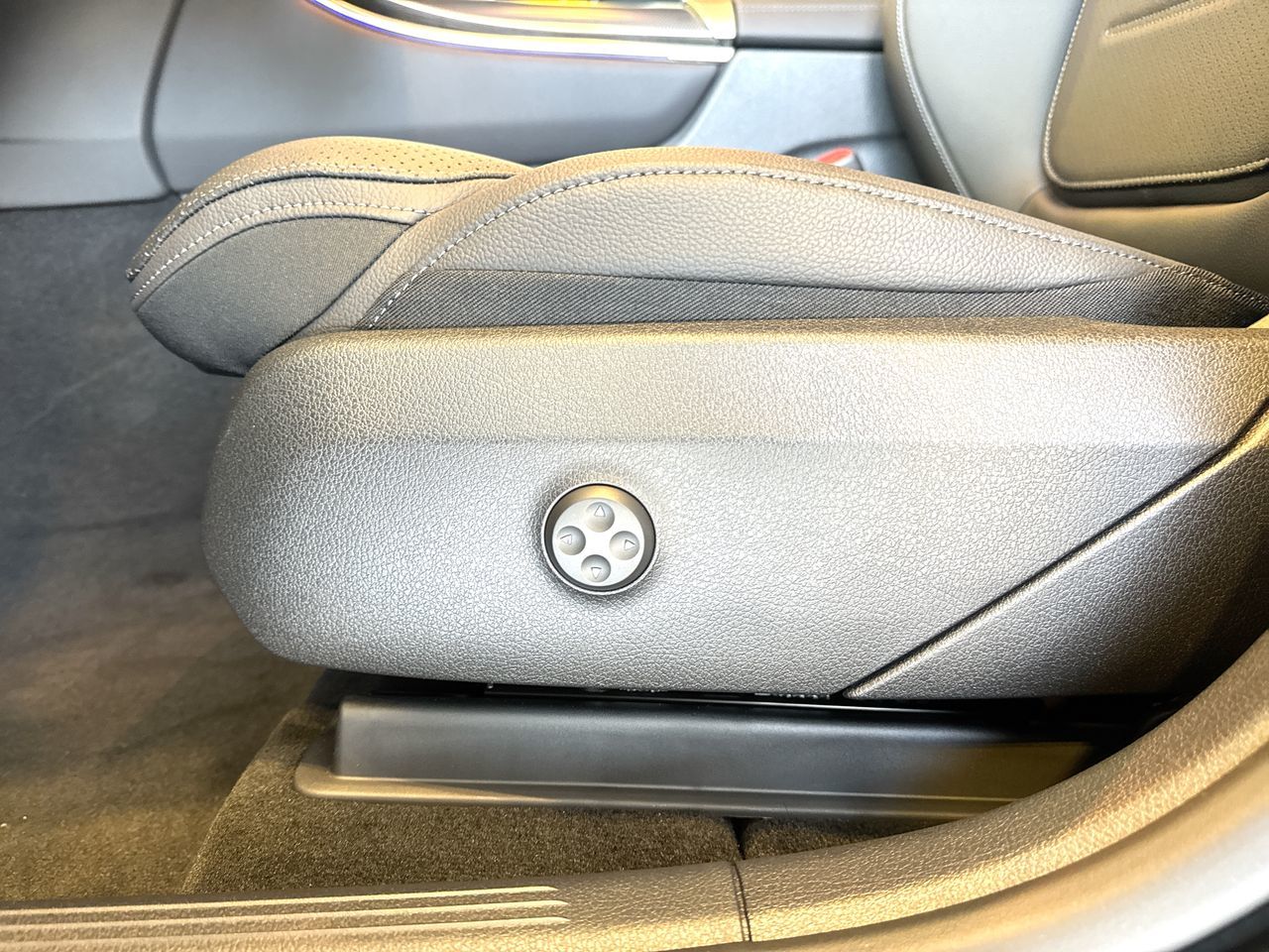 2026 Mercedes-Benz GLC