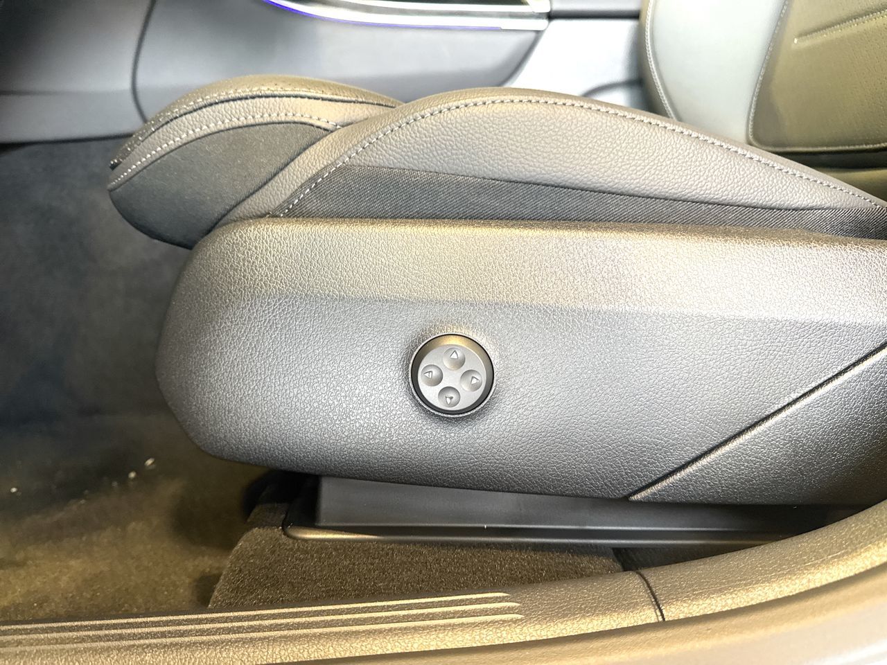 2026 Mercedes-Benz GLC in Vancouver, British Columbia