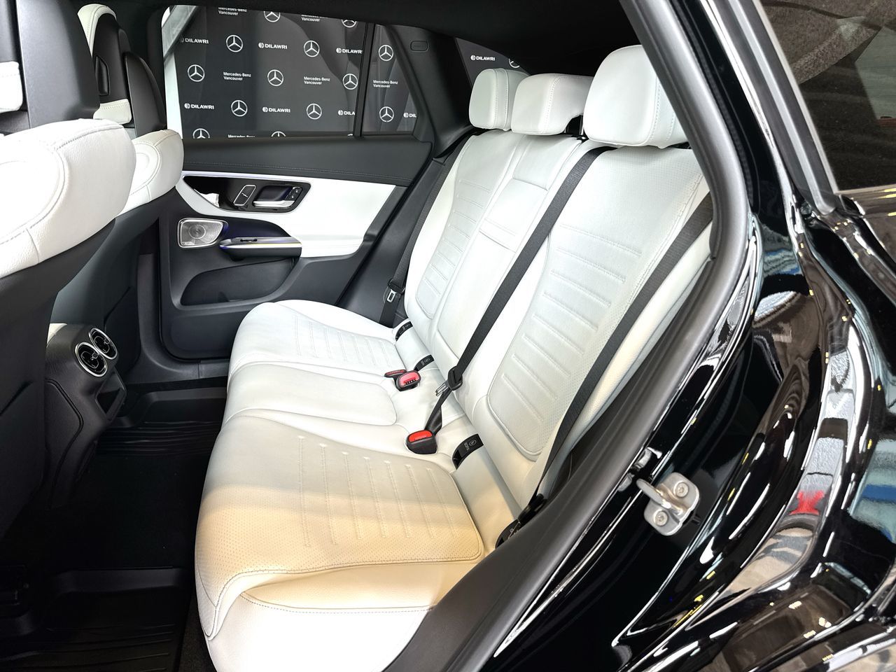 2026 Mercedes-Benz GLC