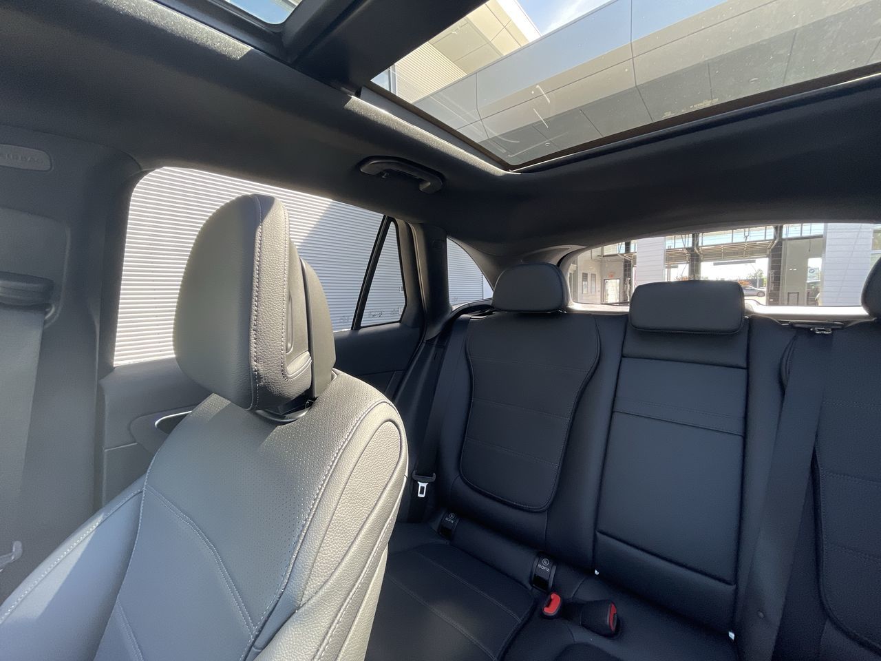 2026 Mercedes-Benz GLC