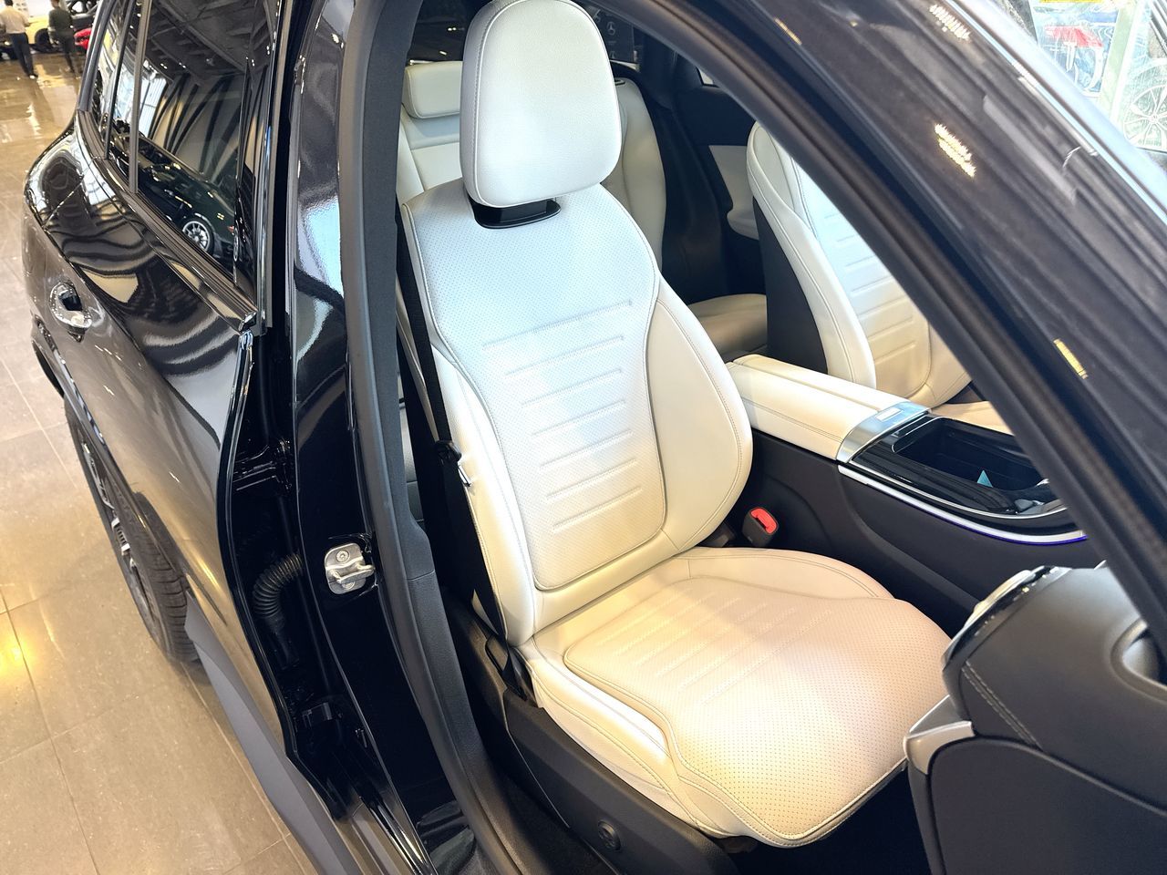 Mercedes-Benz GLC  2026 à Vancouver, Colombie-Britannique