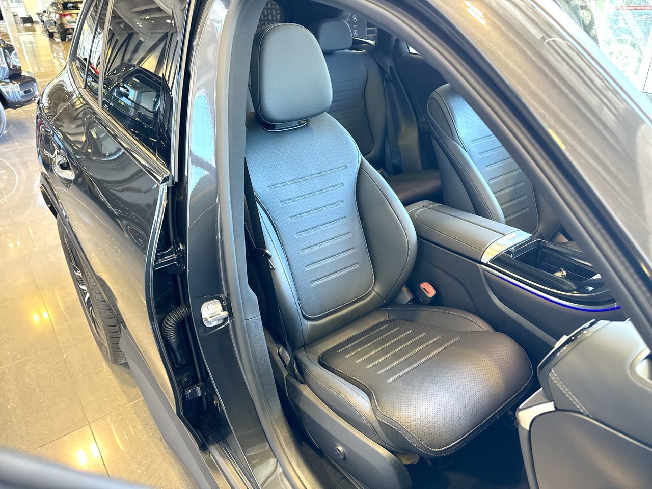 Mercedes-Benz GLC  2026 à Vancouver, Colombie-Britannique