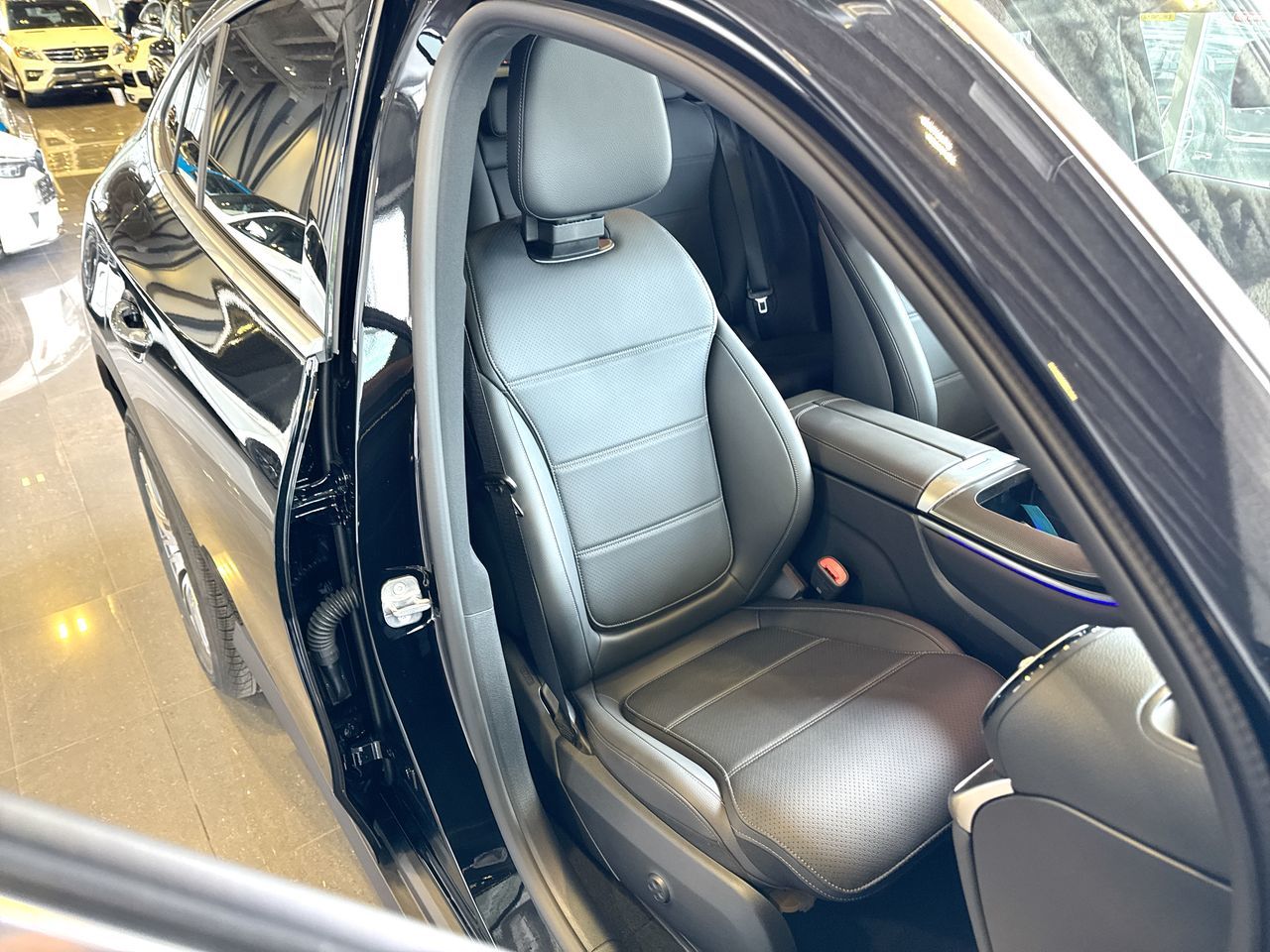 2026 Mercedes-Benz GLC