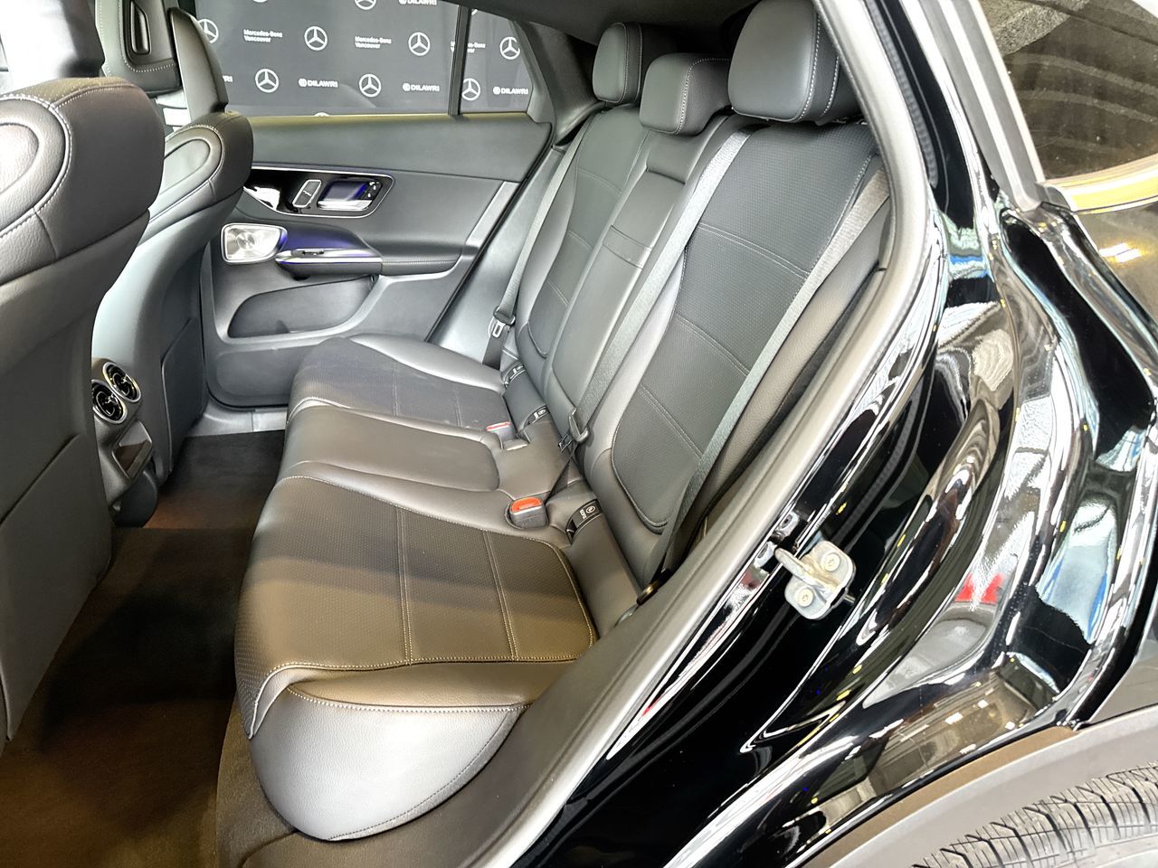2026 Mercedes-Benz GLC