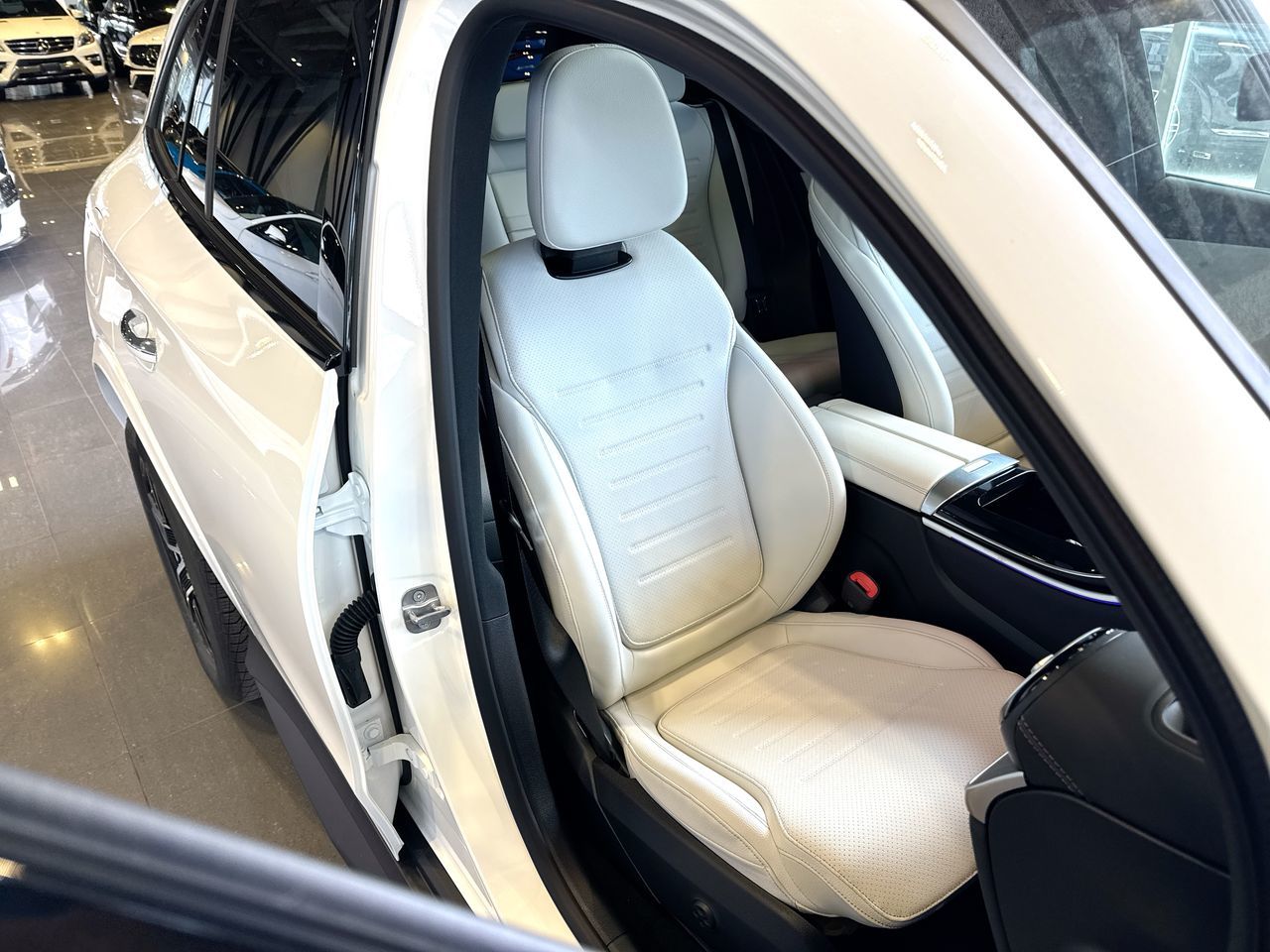 Mercedes-Benz GLC  2026 à Vancouver, Colombie-Britannique