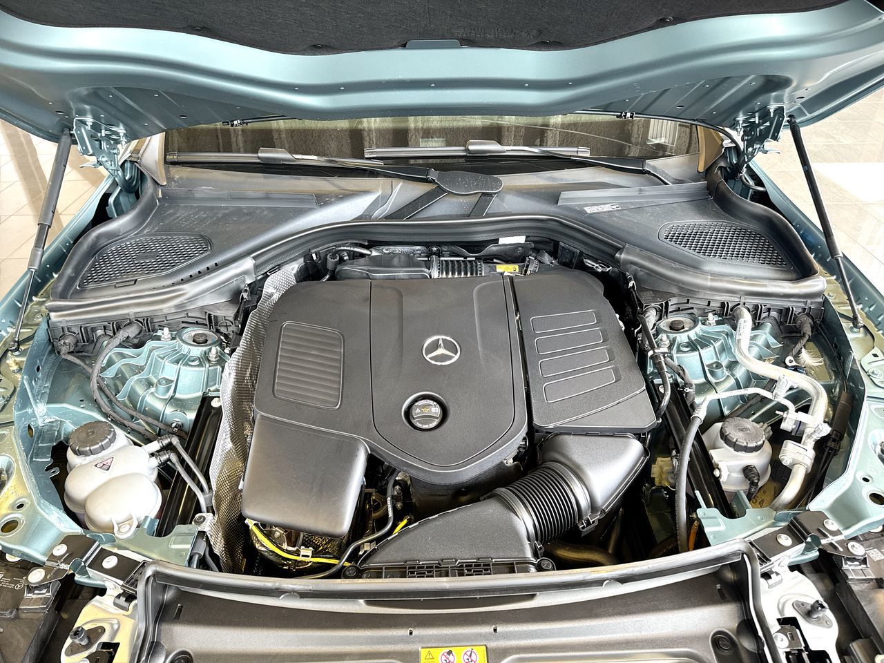 2027 Mercedes-Benz GLC