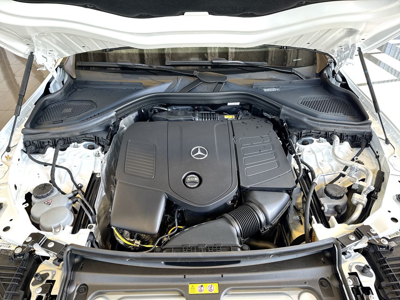 2027 Mercedes-Benz GLC