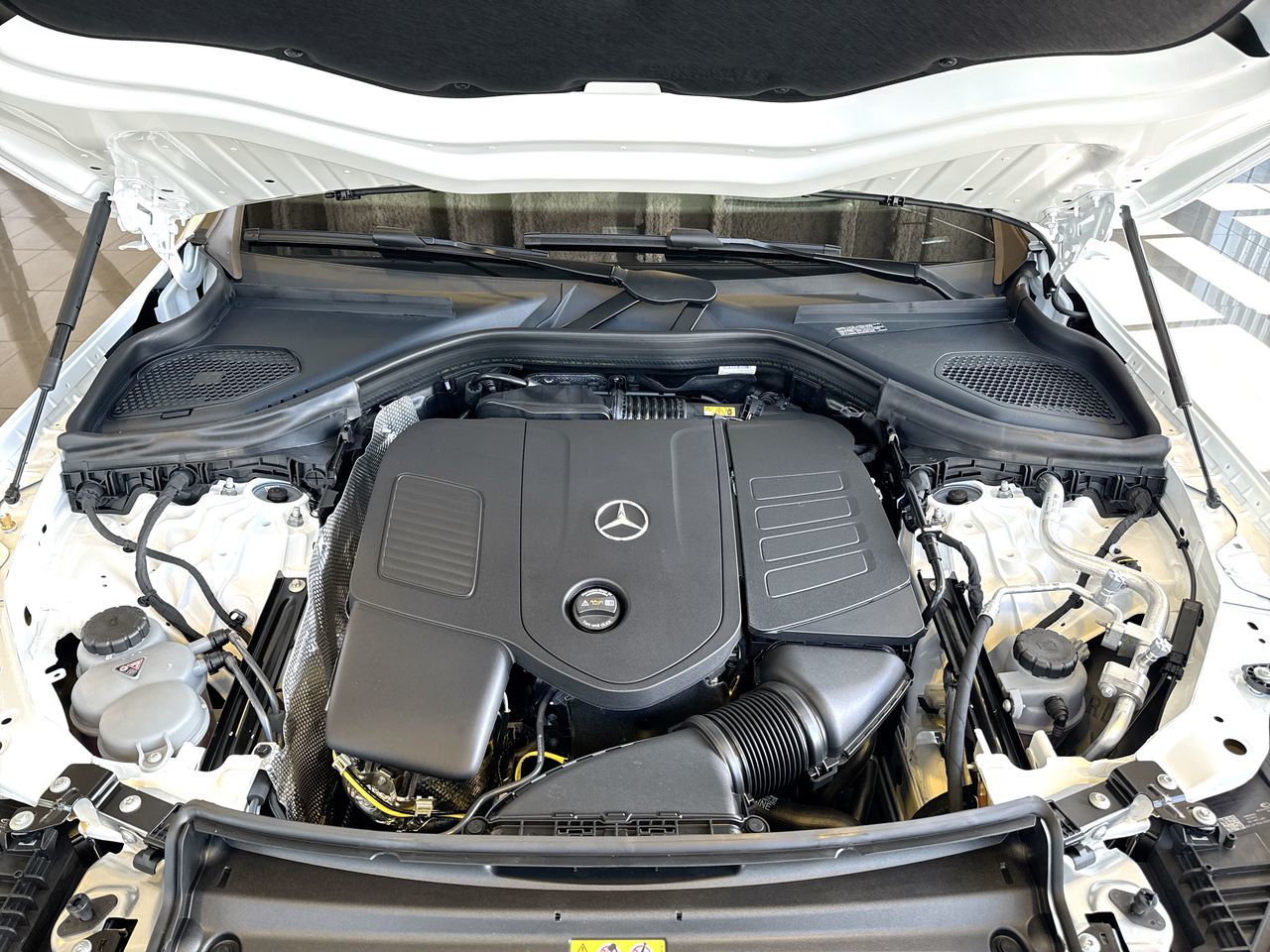 2027 Mercedes-Benz GLC