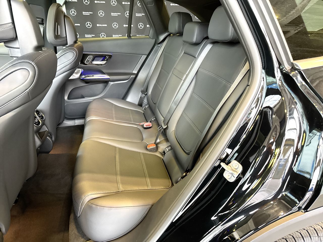 2027 Mercedes-Benz GLC