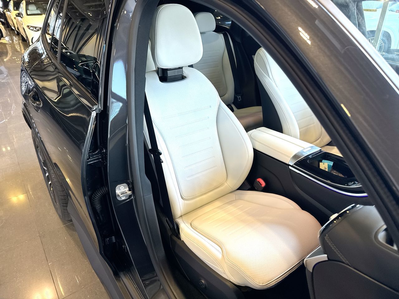 2027 Mercedes-Benz GLC in Vancouver, British Columbia