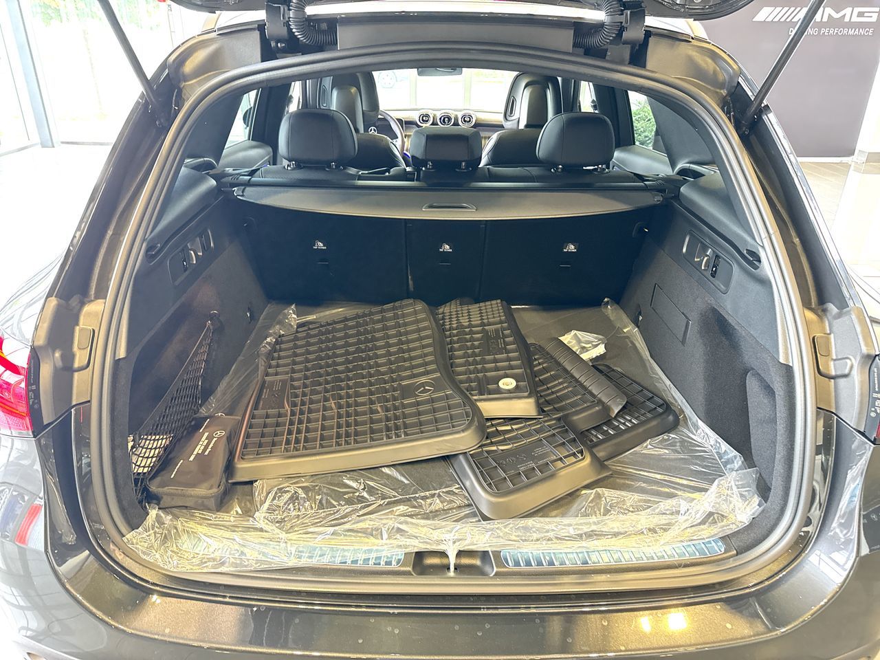 2027 Mercedes-Benz GLC