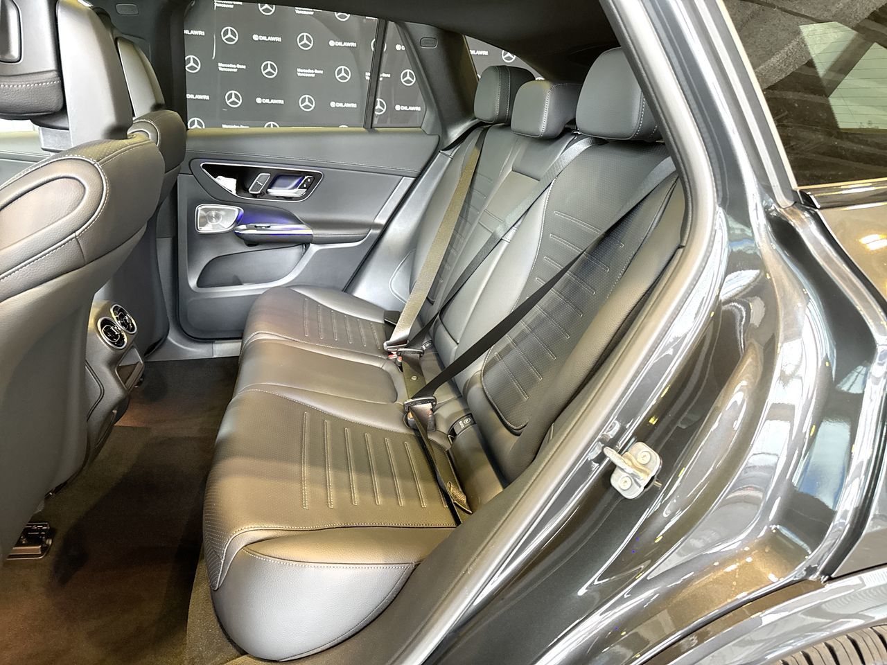 2027 Mercedes-Benz GLC